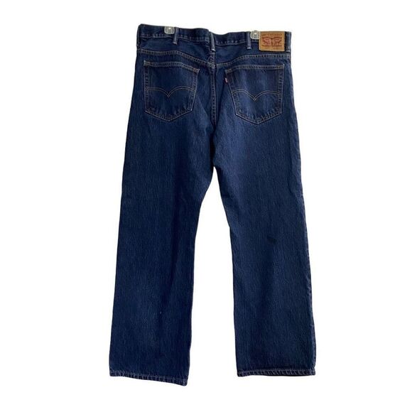 LEVI STRAUSS & CO. Men’s Dark Wash Jeans Size 40/32 Hand Measure Shorter